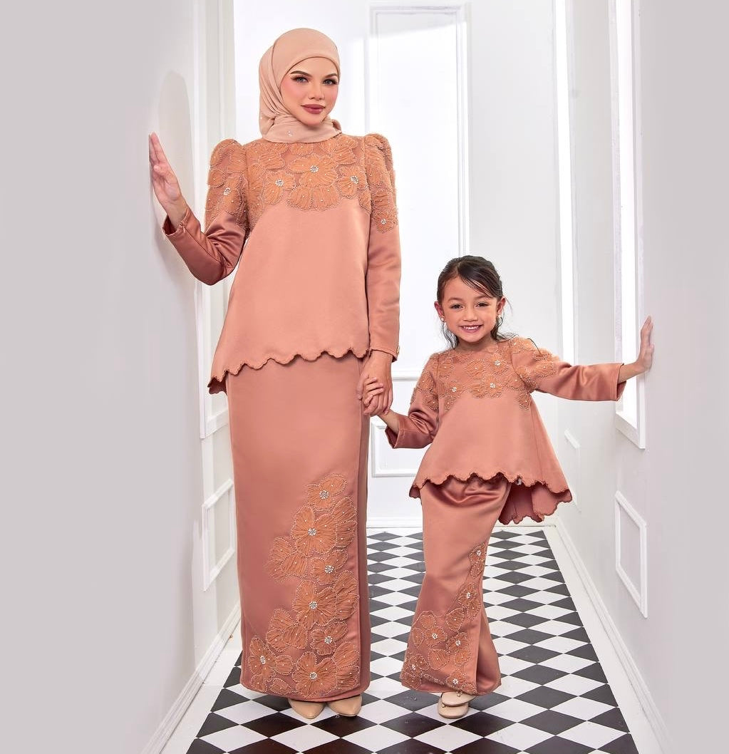 Khayra Doll Kurung