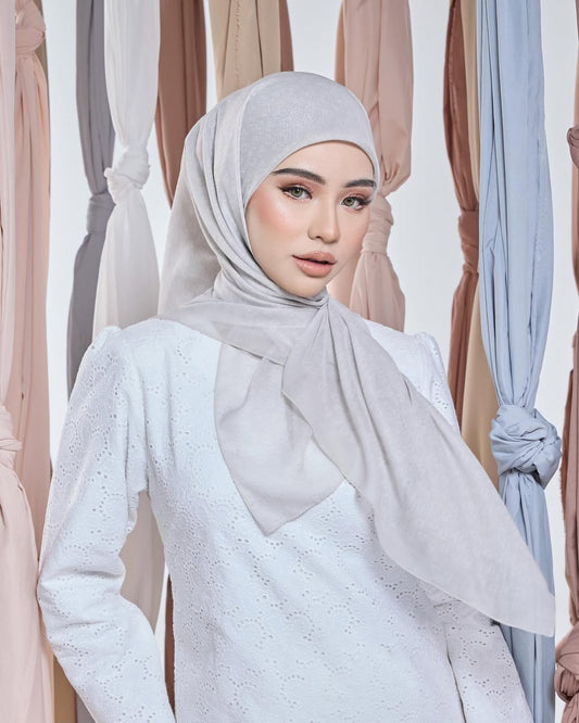 Ivory - Plain Dearaya SQ