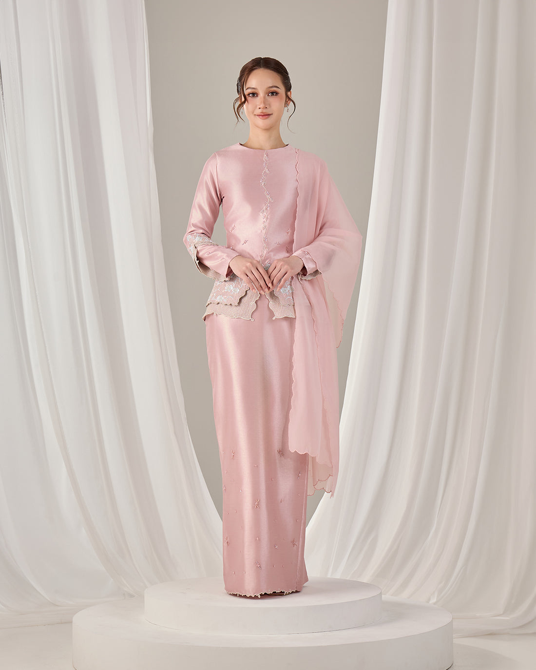 Kathryn Mini Kurung