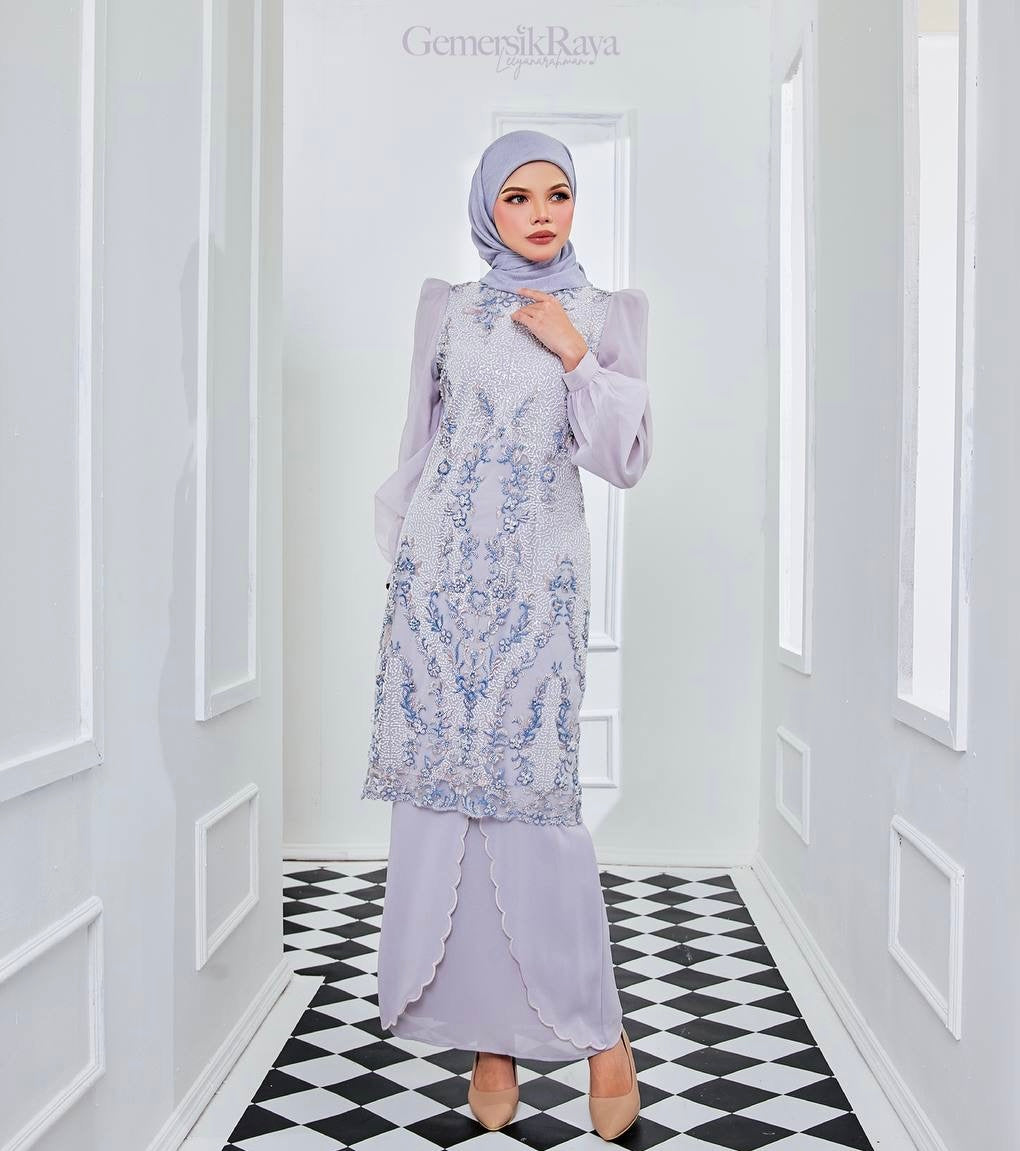 Baiduri Kurung