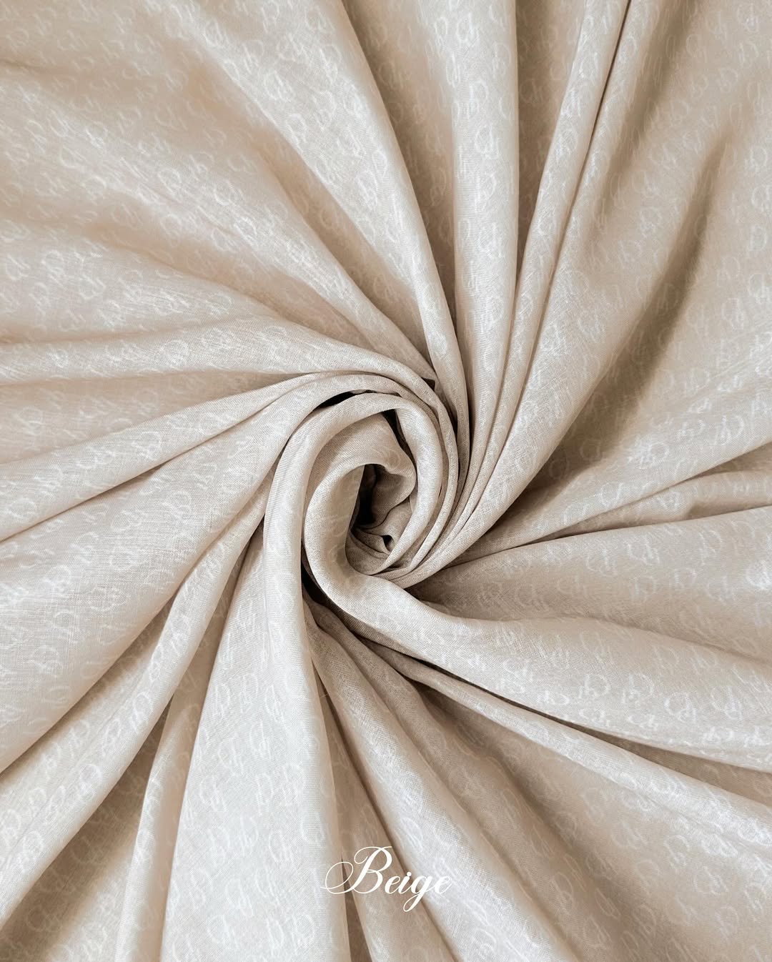 Beige - Plain Dearaya SQ