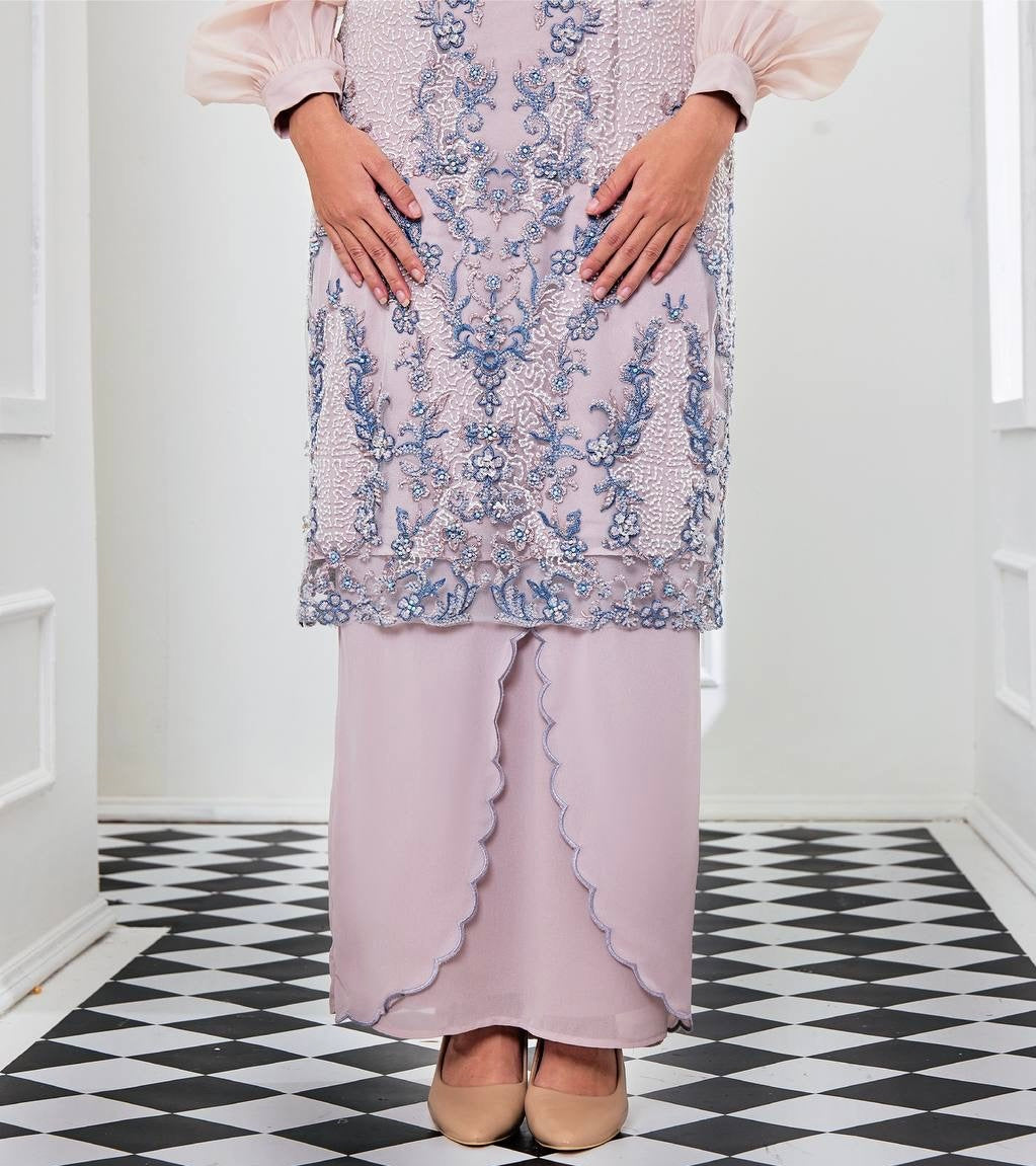 Baiduri Kurung