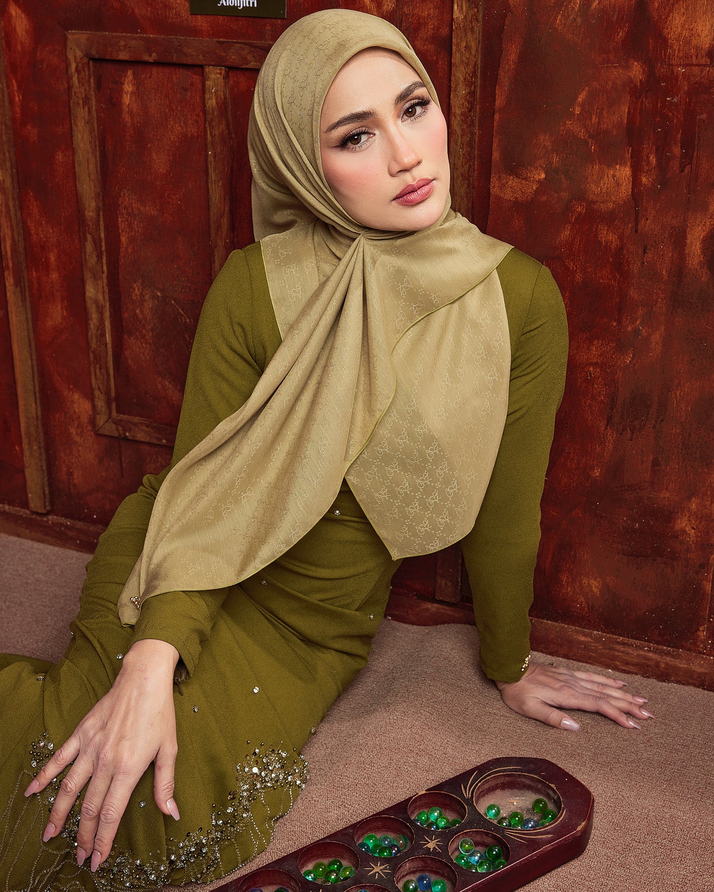 Antique Gold - Raya Delights