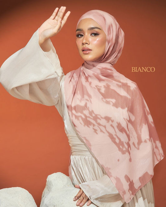 Bianco - Thessalia Shawl