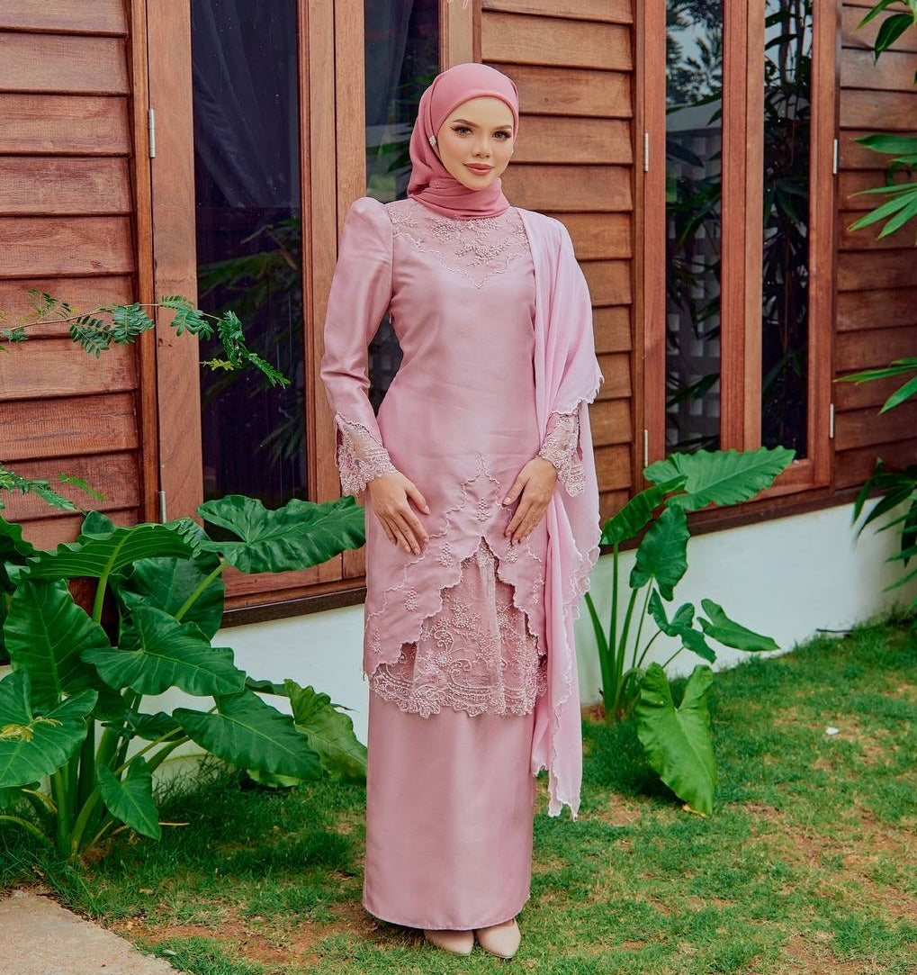 Khaleeda Mini Kurung