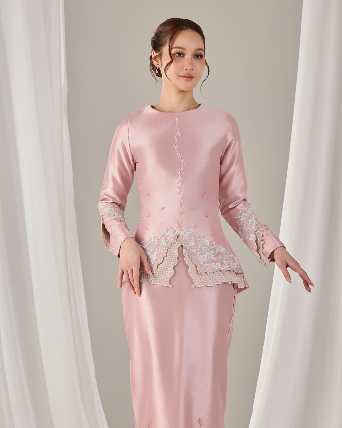 Kathryn Mini Kurung