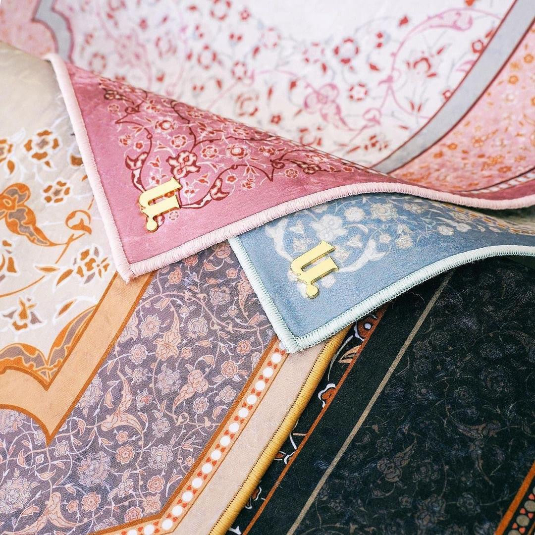 Saleema Prayer Mat - Powdery Blue