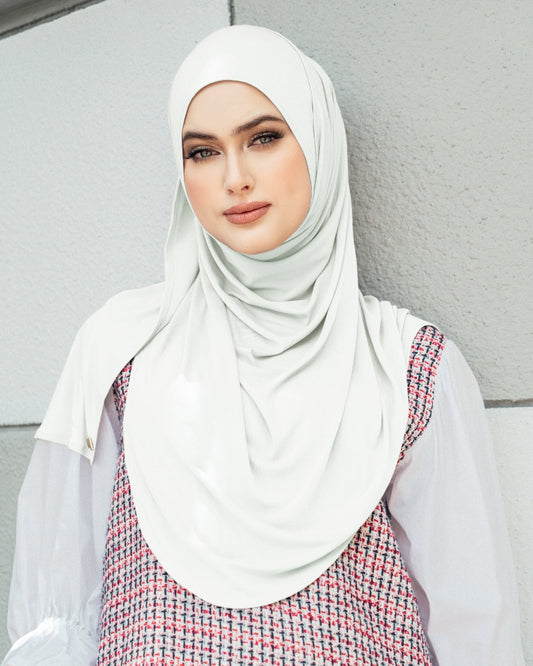 White - Babes Semi-Instant Shawl