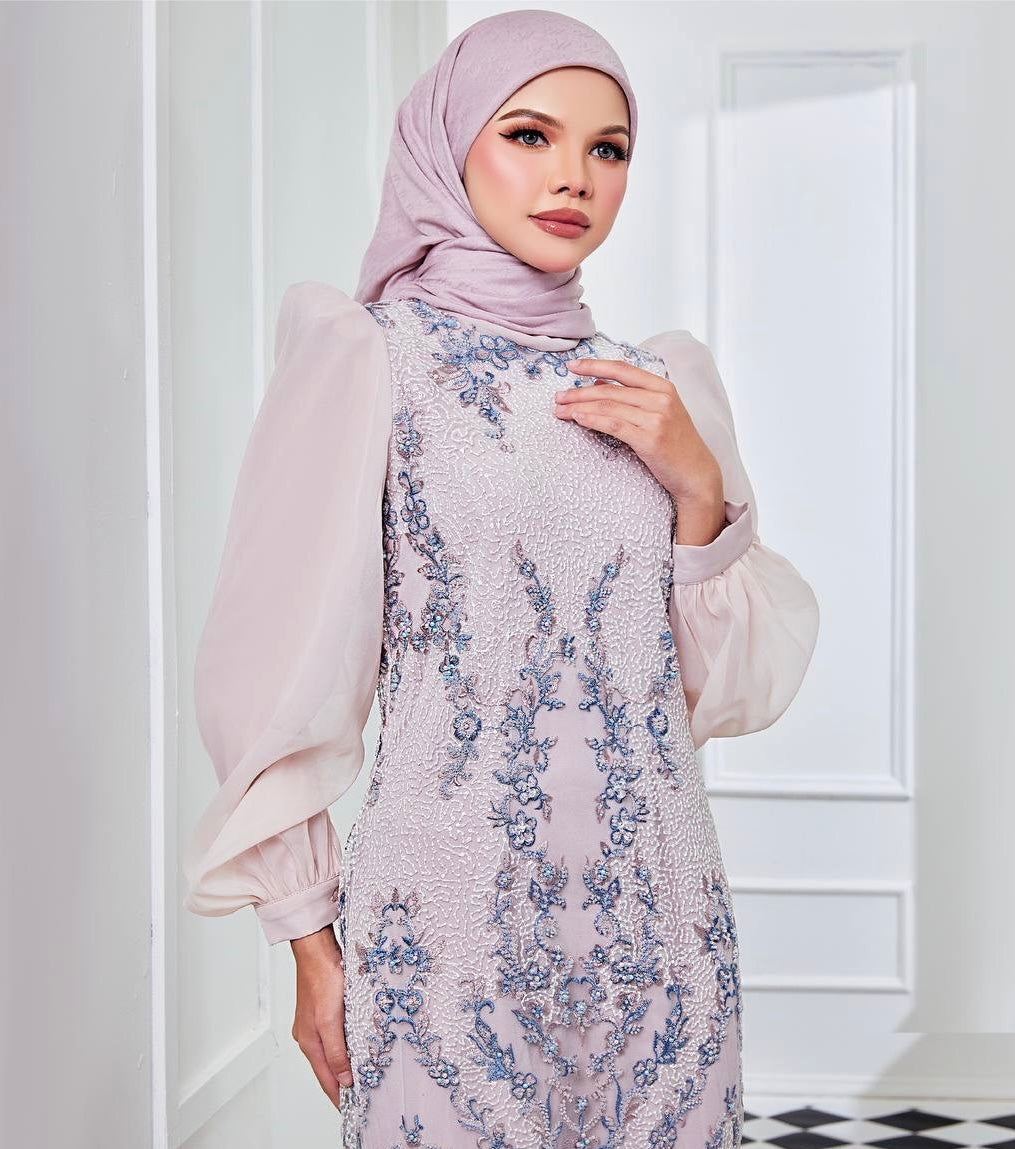 Baiduri Kurung