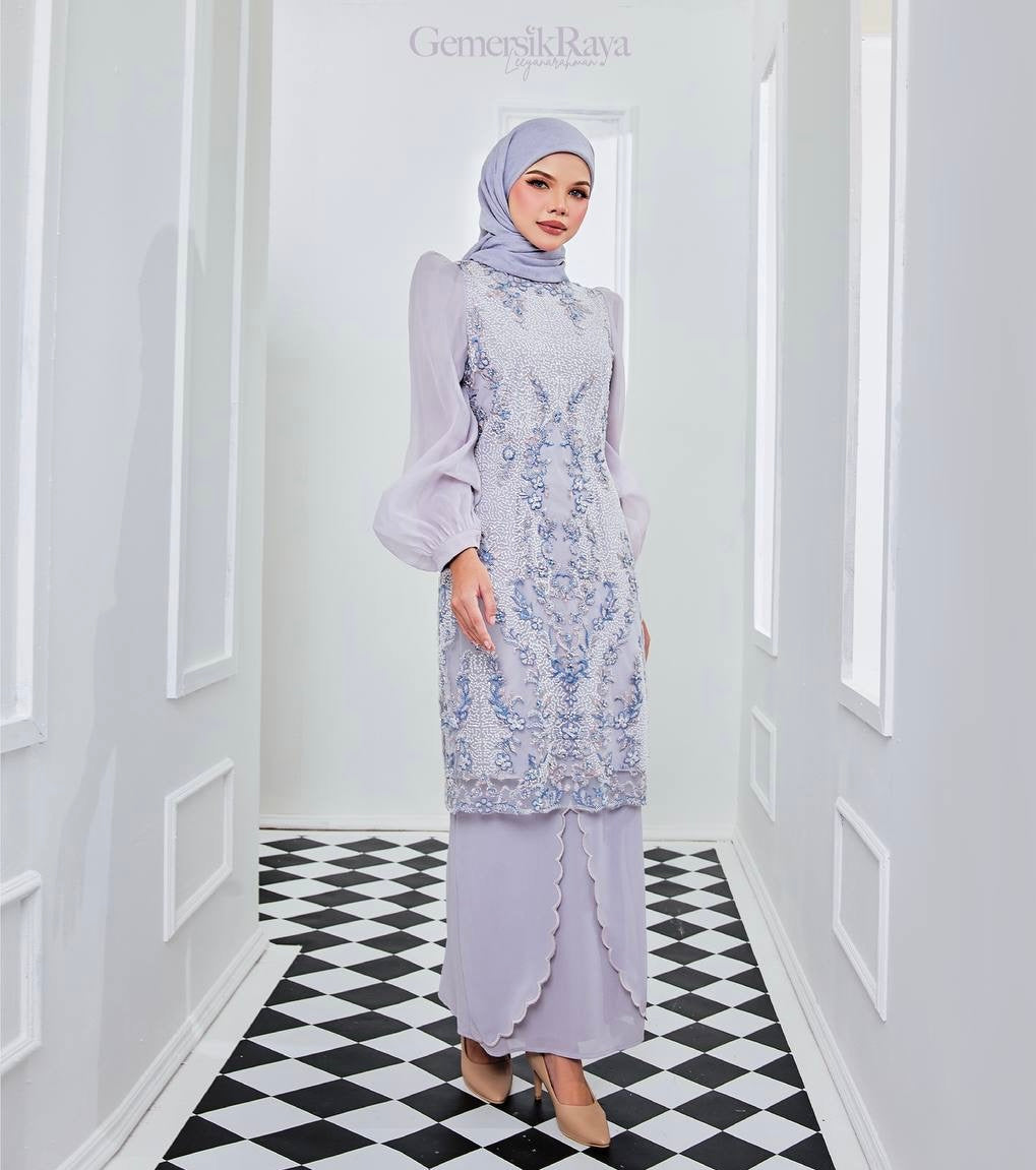 Baiduri Kurung