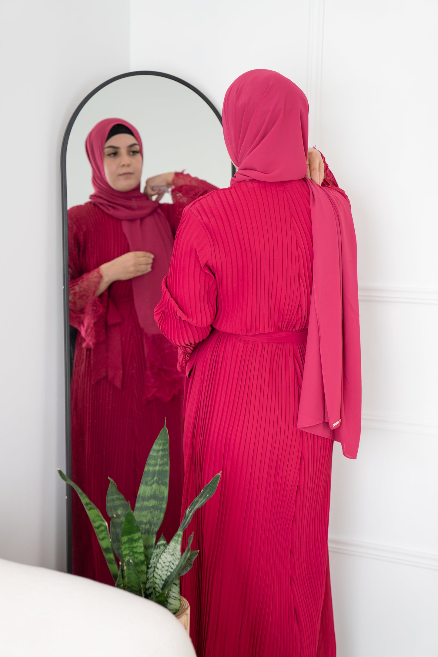 Fuschia Pink - Aleena Pleated Abaya