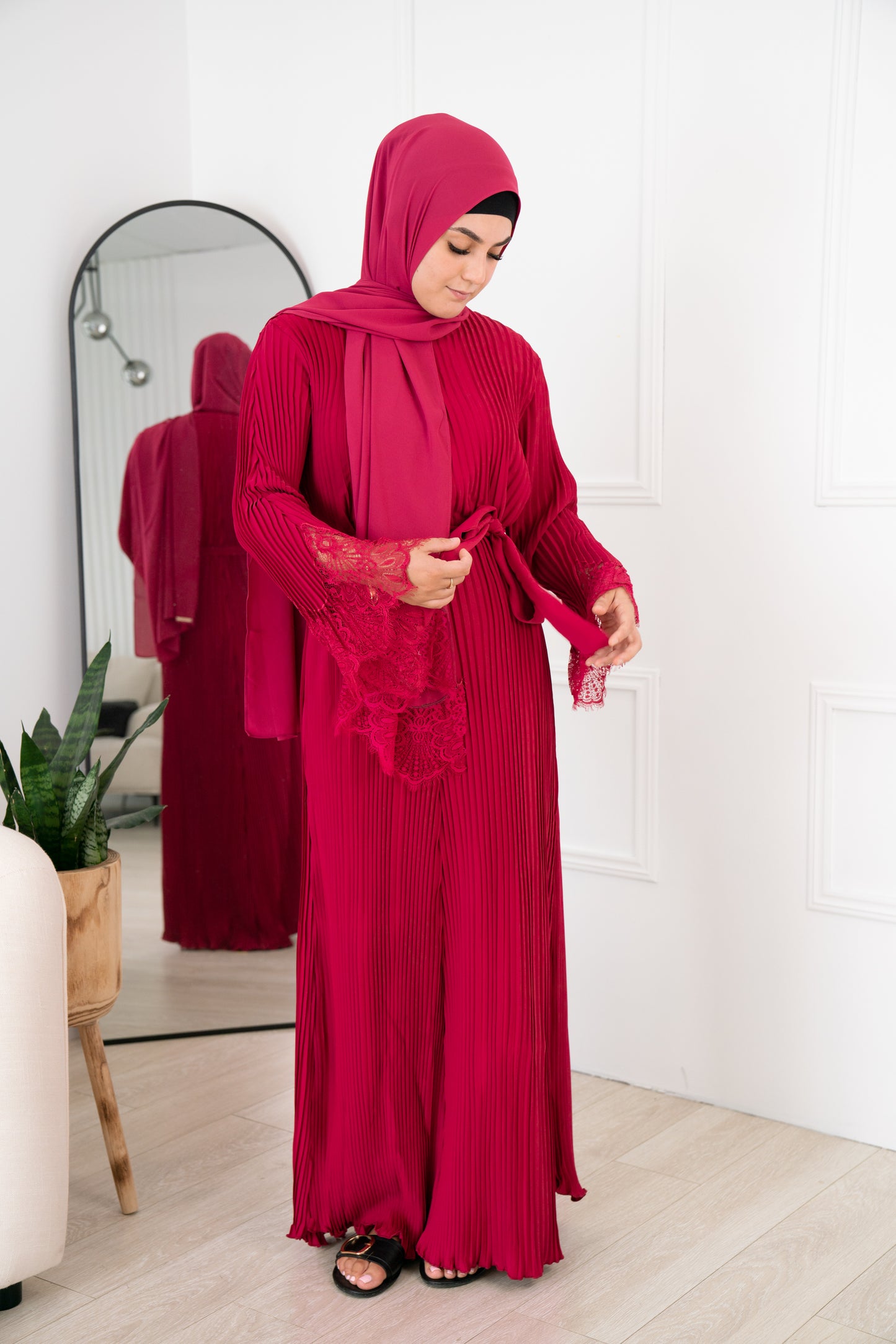 Fuschia Pink - Aleena Pleated Abaya